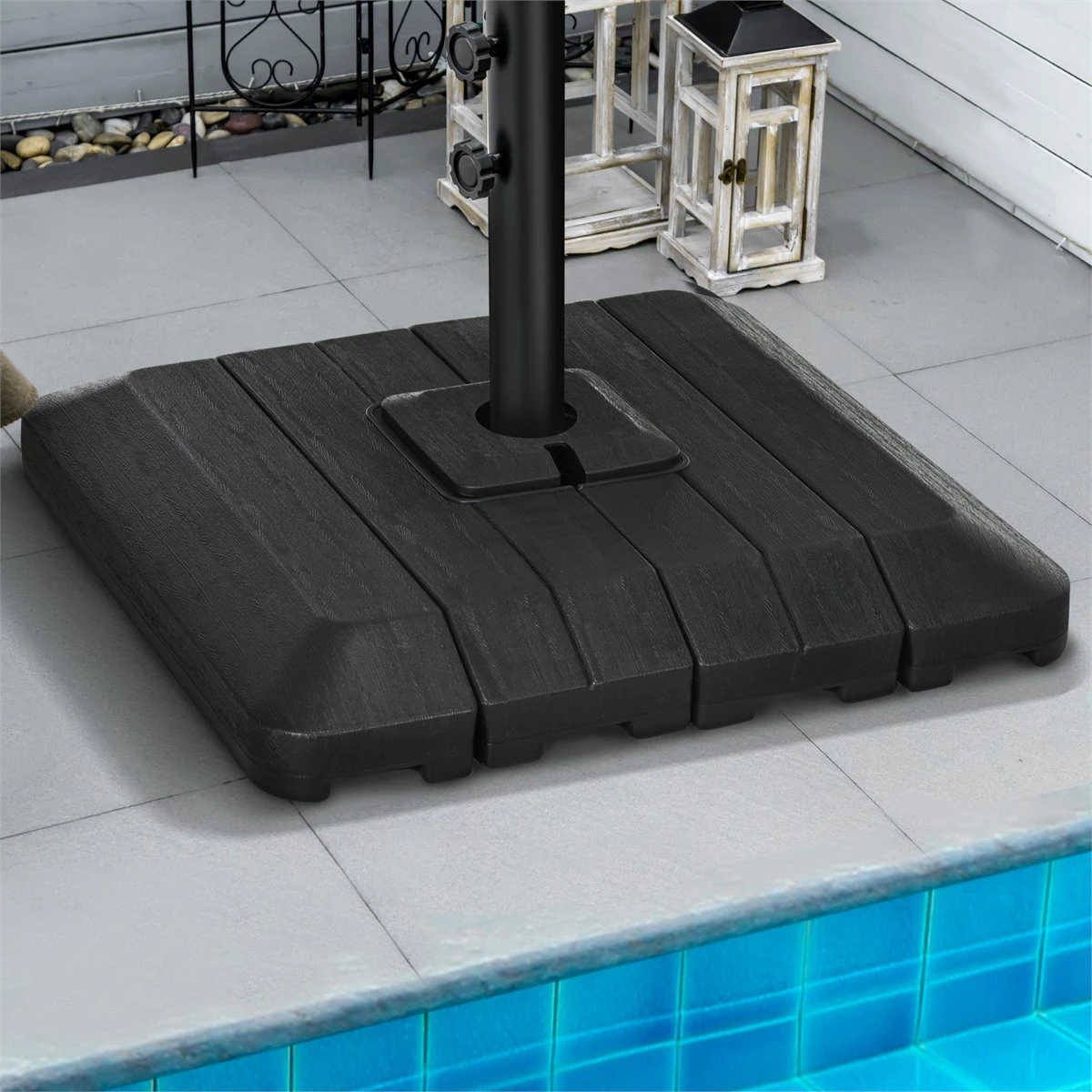 Outsunny Pesos De Base De Sombrilla En Voladizo De 4 Piezas Soporte De Parasol De Patio Rellenable De Agua De 100 Kg O Arena De 135 Kg Para Base Cruzada 98x98x18,5 Cm Negro 4 Outsunny Pesos De Base De Sombrilla En Voladizo De 4 Piezas Soporte De Parasol De Patio Rellenable De Agua De 100 Kg O Arena De 135 Kg Para Base Cruzada 98x98x18,5 Cm Negro - Imagen 2