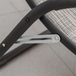 Outsunny Tumbona Plegable De Jardín Con Reposabrazos Reposapiés Respaldo Transpirable Y Marco De Metal Ergonómico Para Terraza Playa Camping 170x62x68 Cm Gris -OUTSUNNY TIENDA 47a58dedaeeaab5385b86708e1bd3269508764d4 74b835d217a84874a47436fde652a9c0