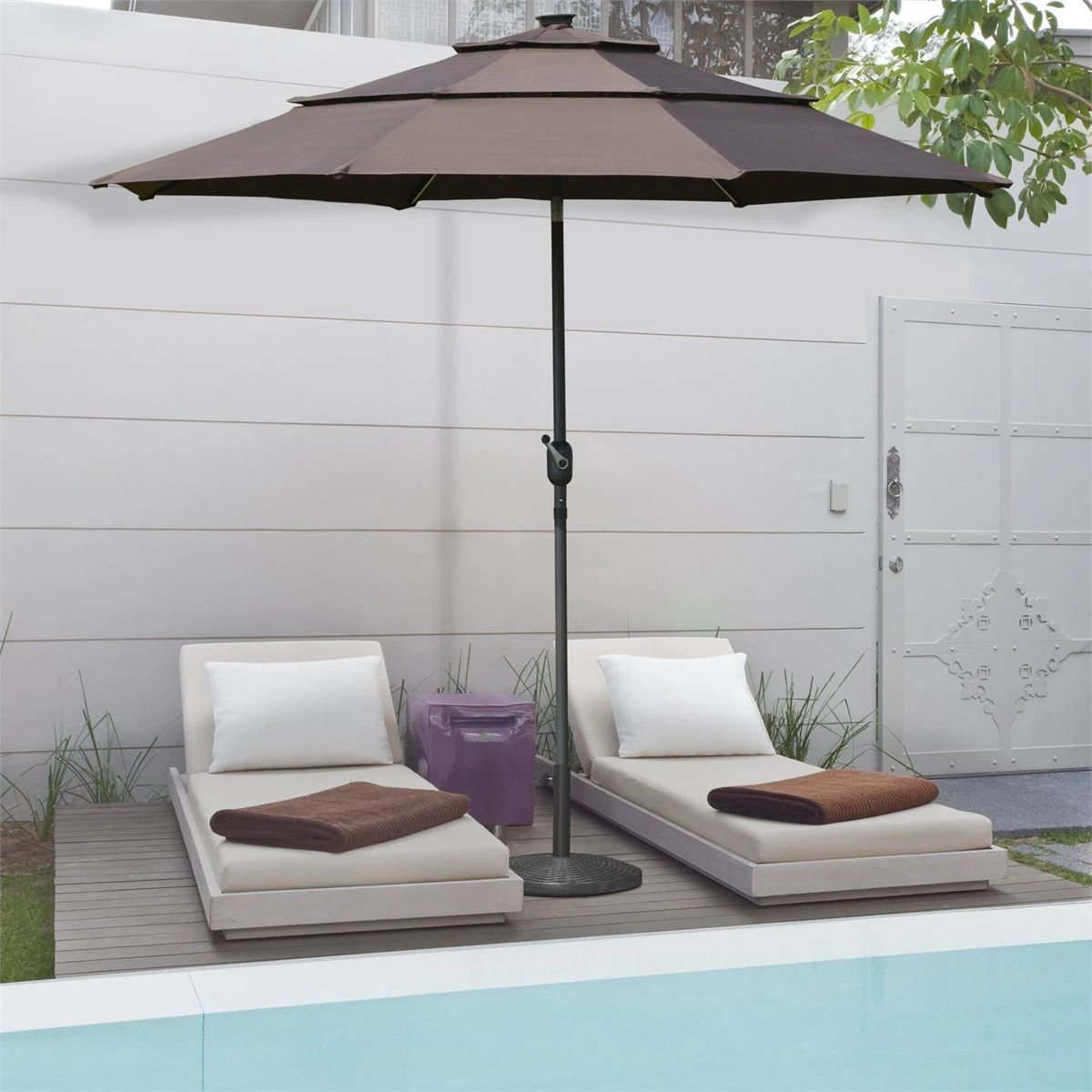 Outsunny Sombrilla De Jardín Ø300x250cm Con Luces LED Y Panel Solar Manivela Ángulo Ajustable En 3 Posiciones Parasol Para Patio Terraza Piscina Café 4 Outsunny Sombrilla De Jardín Ø300x250cm Con Luces LED Y Panel Solar Manivela Ángulo Ajustable En 3 Posiciones Parasol Para Patio Terraza Piscina Café - Imagen 2