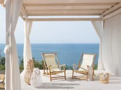 Conjunto De 2 Tumbonas De Jardín De Madera Clara ATRANI