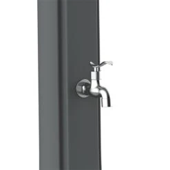 Ducha Gris Con Calefacción Solar Modelo Rio XXL. Estructura Curvada De Polietileno HD, Ideal Para Jardín, Piscina Y Actividades Al Aire Libre. Altura 226 Cm Ducha Redonda Diámetro 15 Cm Depósito 40 Litros Con Lavapies Accesorios Y Grifería De Latón -OUTSUNNY TIENDA bbc43743caf698a660e59896dc8b2a3c793f5d06 07ce9d0cc8f24f1d848d1ade003db17c